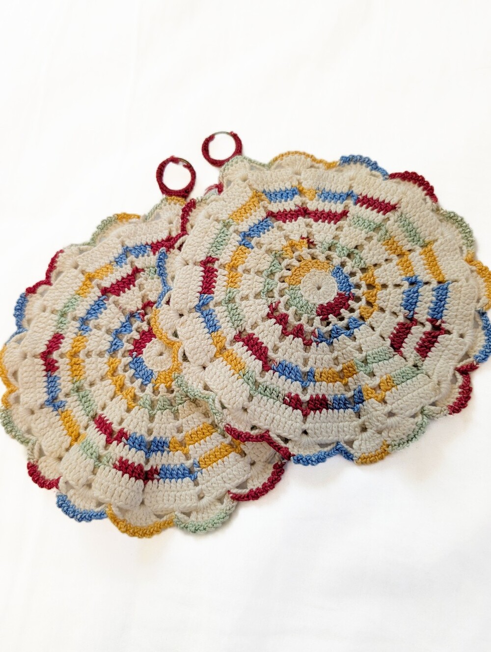 VINTAGE Crochet Round Pot Holders Pair Cream Red Yellow Green Cottagecore